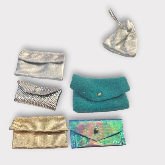 Bundle of barbie purses - Picture 5 of 5